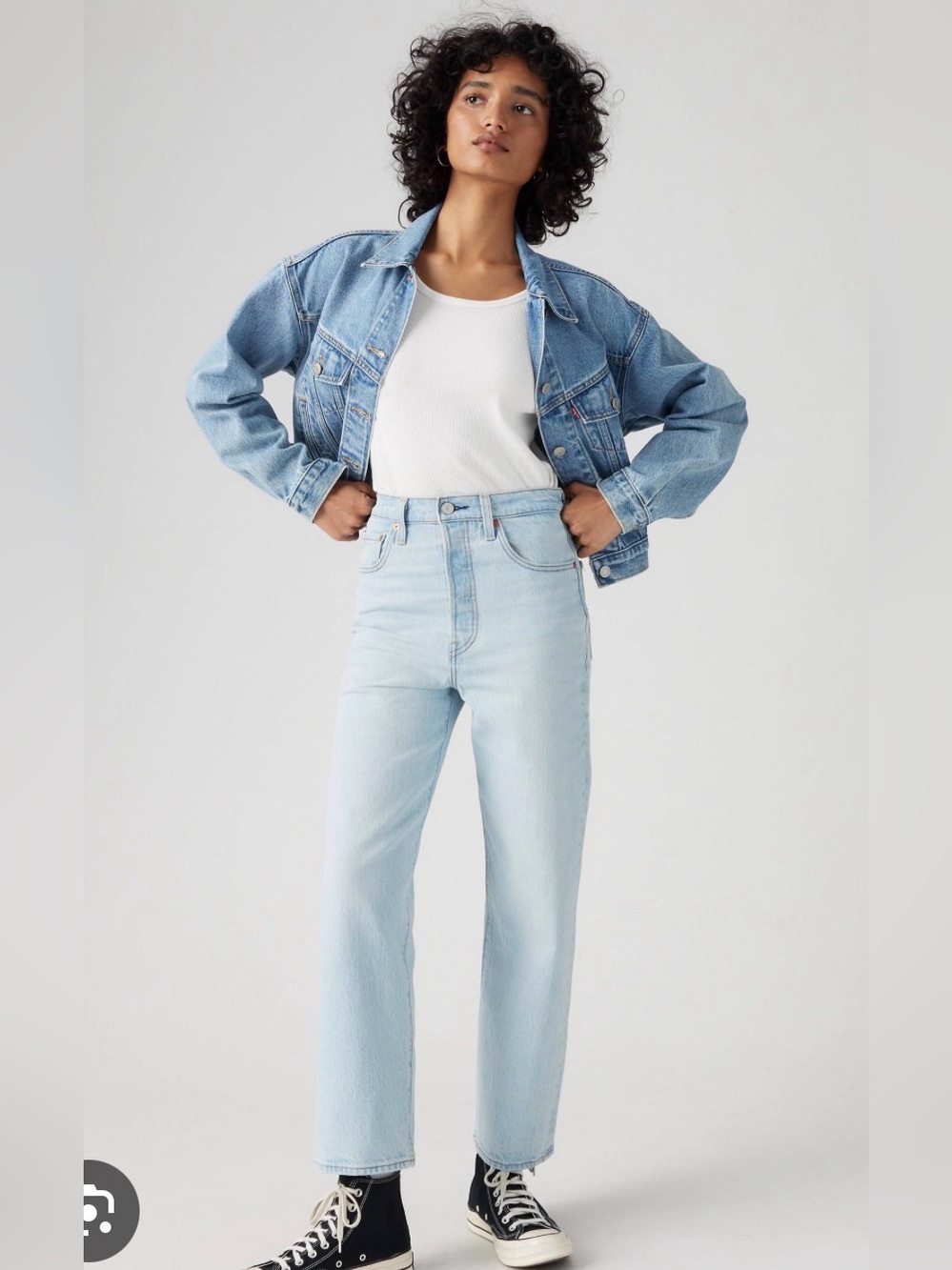 Levi’s’ Ribcage Straight Ankle Jeans in Light Blue *Hemmed*